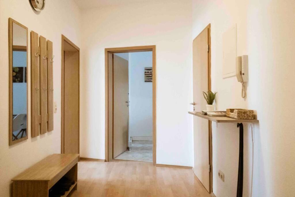 Top Moderne Wohnung In Leipziger Altbau - Netflix Inklusive Ngoại thất bức ảnh