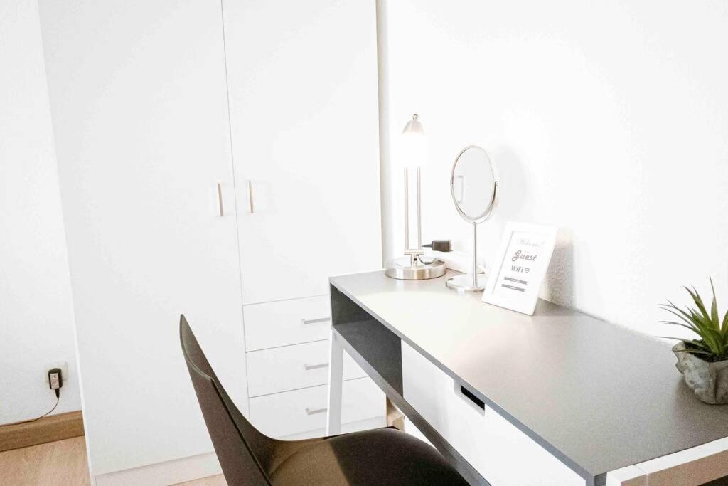 Top Moderne Wohnung In Leipziger Altbau - Netflix Inklusive Ngoại thất bức ảnh